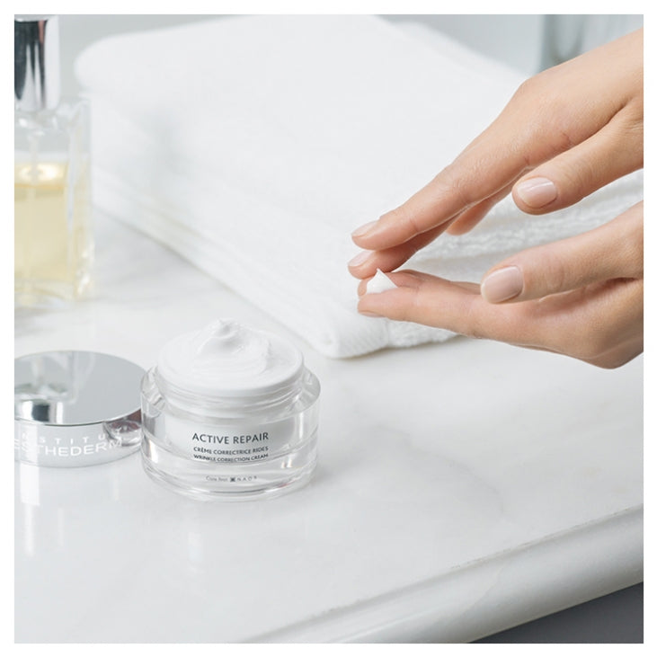 إستيه ديرم أكتيف ريبير كريم تصحيح التجاعيد 50 مل | Skin Care / Moisturizers & Creams إستيه ديرم أكتيف ريبير كريم تصحيح التجاعيد 50 مل | Skin Care / Moisturizers & Creams