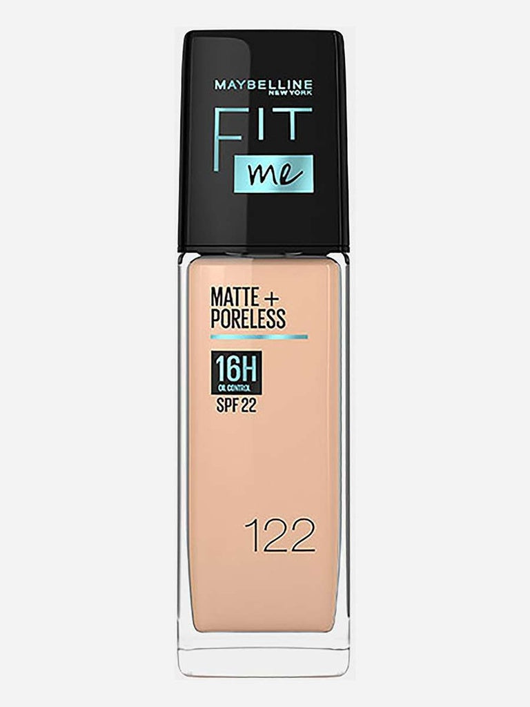 كريم أساس فيت مي مات آند بورليس من مايبيلين، يدوم حتى 16 ساعة، مع عامل حماية من الشمس 22