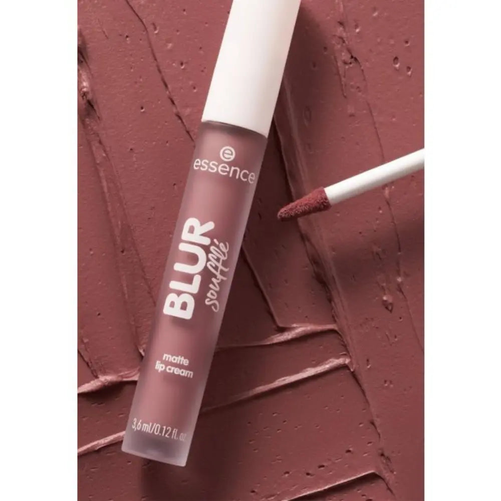Essence Blur soufflé Matte Lip Cream 09 Ghost Typing