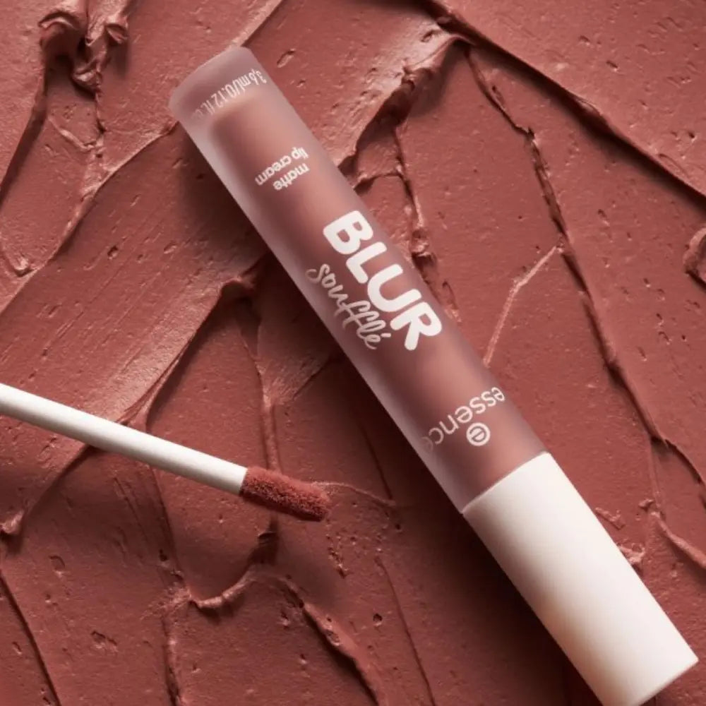 Essence Blur soufflé Matte Lip Cream 10 Status Toast